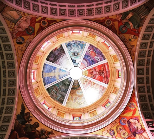 Basilica Cathedral of St. Tommaso Apostolo (Ortona) Chieti - Italy