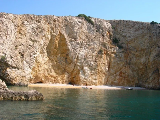 Beach Golden Bay - Opčina Punat - Krk - Croatia