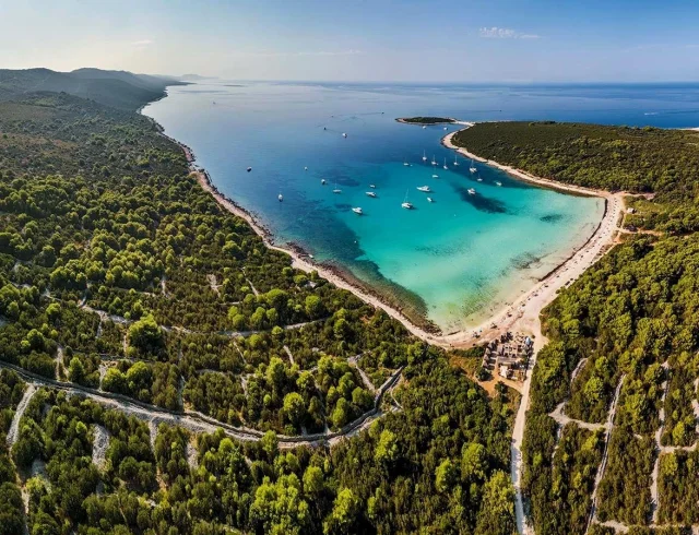 Beach Sakarun (Soline) Opčina Sali - Dugi - Croatia