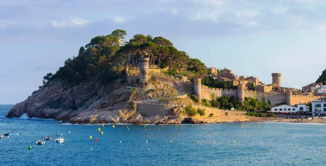 Castell de Tossa de Mar (Tossa de Mar) Gerona - Spain