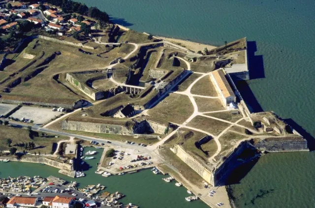 Citadelle du Château-d'Oléron (Le Château-d'Oléron) Charente-Maritime - Île d'Oléron - France