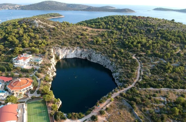 Dragon’s Eye Lake (Rogoznica) Opčina Rogoznica - Croatia