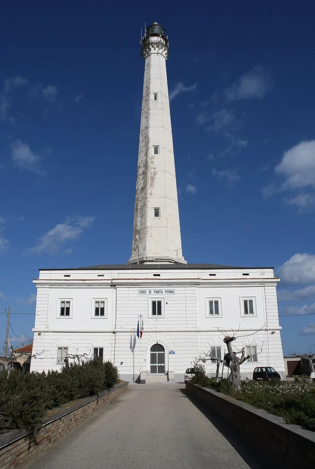 Faro Punta Penna (Vasto) Chieti - Italy