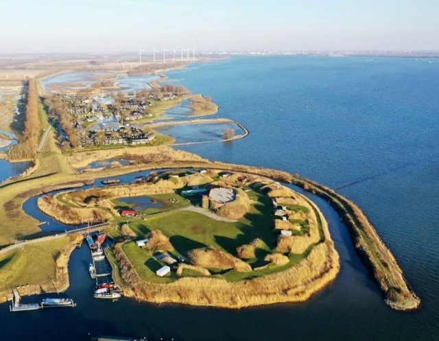 Fort Buitensluis (Numansdorp) Hoeksche Waard - Netherlands