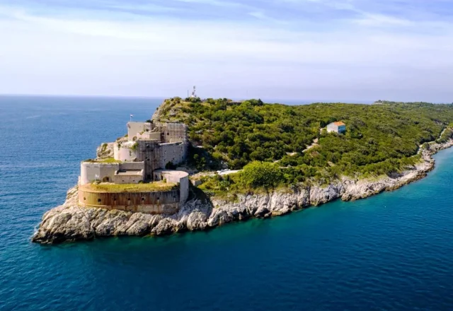 Fort Punta d'Ostro (Vitaljina) Opčina Konavle - Croatia