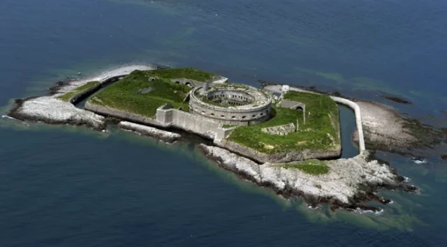 Fort (Saint-Marcouf) Manche - Île du Large - France