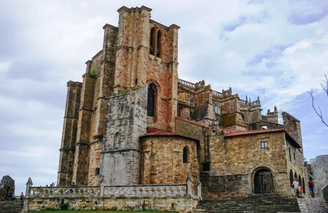 Iglesia de Santa María de la Asunción (Castro Urdiales) Cantabria - Spain