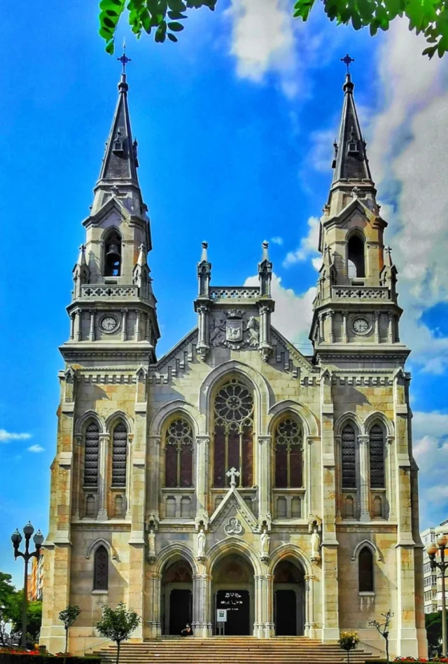 Iglesia de Santo Tomás de Canterbury (Avilés) Asturias - Spain