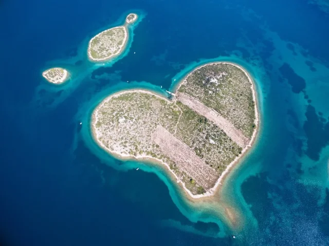 Island of love - Opčina Sveti Filip I Jakov - Galešnjak - Croatia