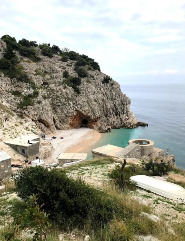 Klančac beach (Brseč) Opčina Moščenička Draga - Croatia