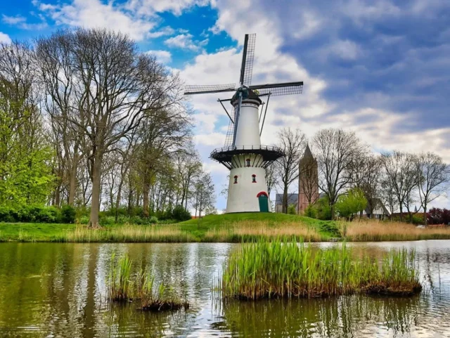 Korenmolen De Hoop (Tholen) Tholen - Netherlands