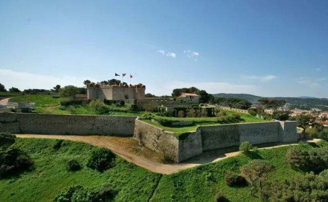 La Citadelle de Saint-Tropez - Musée d'histoire maritime (Saint-Tropez) Var - France