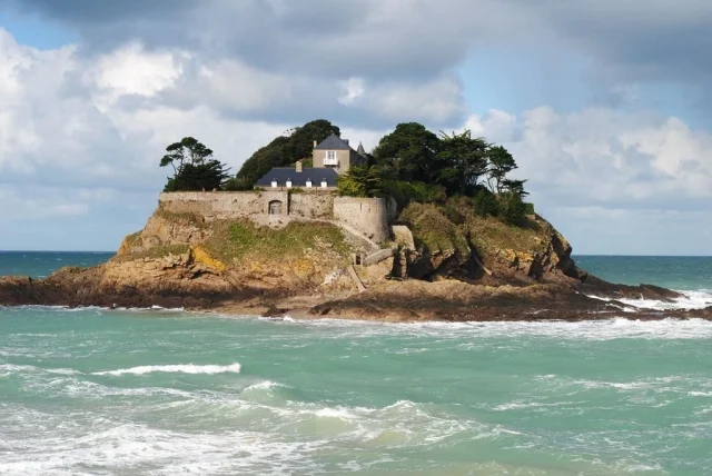 Le Fort du Guesclin (Saint-Coulomb) Ille-et-Vilaine - France