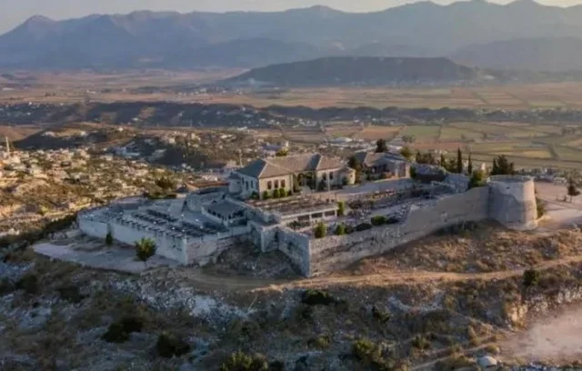 Lëkursi Castle (Sarandë) Sarandë - Albania