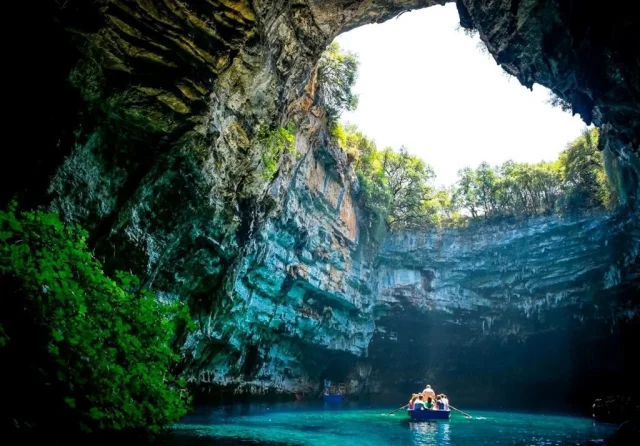 Melissani Lake Cave (Karavomilos) Ionian Islands - Kefalonia - Greece