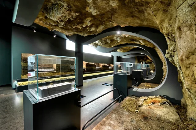 Museo de Prehistoria y Arqueología de Cantabria (Santander) Cantabria - Spain
