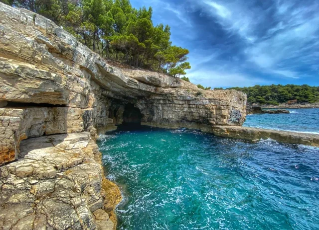 Špilja Galebijana (Pula) Opčina Pula - Croatia