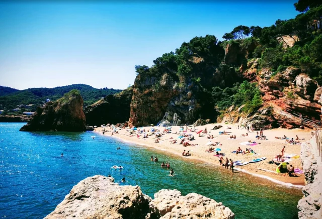 Platja de l'Illa Roja (Sa Riera) Gerona - Spain