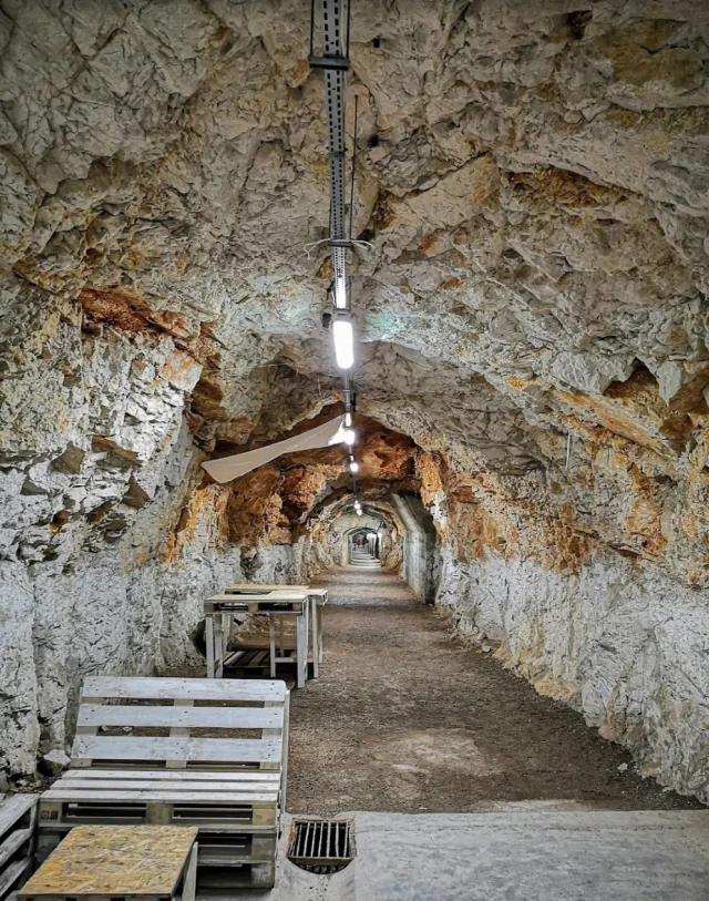 Rijeka Tunnel (Rijeka) Opčina Rijeka - Croatia