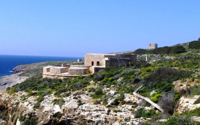 St. Mary's Gun Battery - Ghajnsielem - Comito - Malta