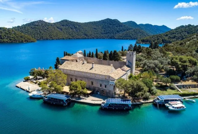 Sv Marija Islet & Samostan (Govedari) Opčina Mljet - Mljet - Croatia