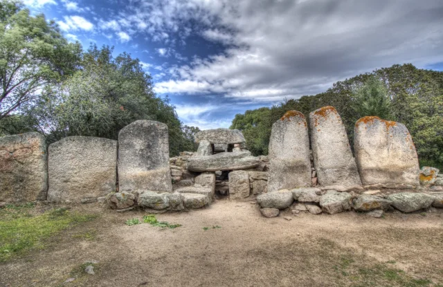 Tomba dei Giganti Su Monte 'e S'Abe (Olbia) Olbia-Tempio - Sardegna - Italy