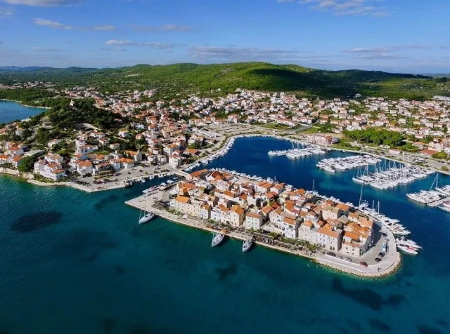 Tribunj island (Tribunj) Opčina Tribunj - Croatia