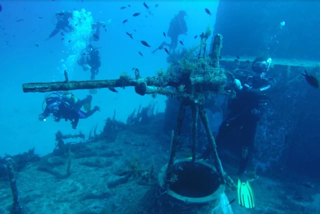 Wreck P29 Malta, Wreck Rozi, Cirkewwa Arch & Reef - Mellieha - Malta - Malta