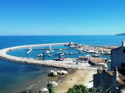 Porto Turistico Rodi Garganico (Rodi Garganico) Foggia - Italy