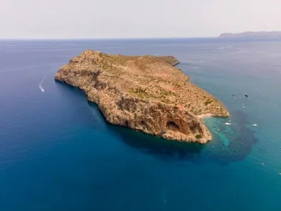 Theodorou beach - Chania - Agioi Theodoroi - Greece