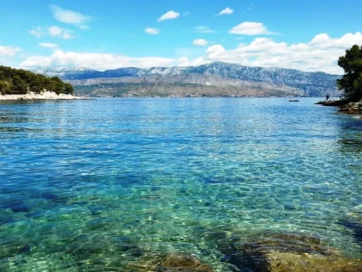 Uvala Zastup (Splitska) Opčina Supetar - Brač - Croatia