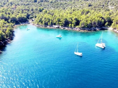 Uvala Frnaža - Opčina Preko - Ugljan - Croatia