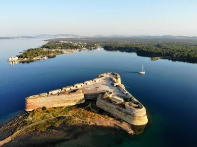 Uvala Škar (Jadrija) Opčina Šibenik - Croatia