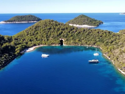 Uvala Kremena (Pasadur) Opčina Lastovo - Prežba - Croatia