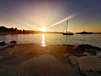 Uvala Pasika (Milna) Opčina Milna - Brač - Croatia