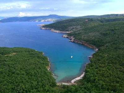 Uvala Petrina (Polje) Opčina Vrbnik - Krk - Croatia