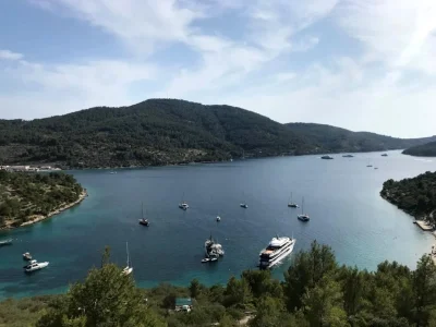 Uvala Plitvine (Vela Luka) Opčina Vela Luka - Korčula - Croatia