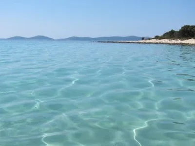 Bela (Punta Križa) Opčina Mali Lošinj - Cres - Croatia