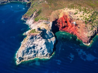 Cala Rossa - Livorno - Capraia - Italy