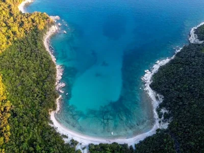 Koromačno beach (Koromačno) Opčina Raša - Croatia - Image 1