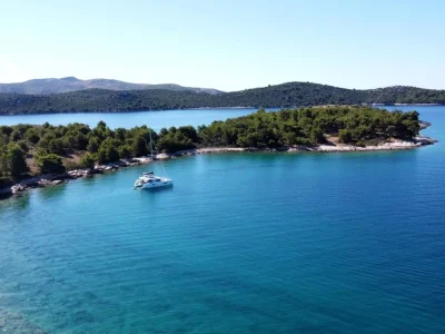Otok Krbela Mala - Opčina Šibenik - Krbela Mala - Croatia