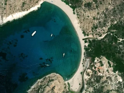 Polyaigos beach - South Aegean - Polyaigos - Greece