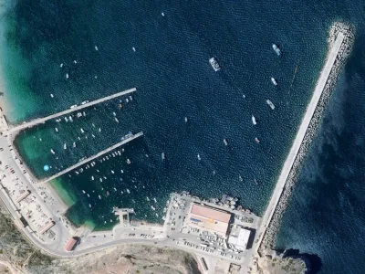 Porto de Pesca da Baleeira (Sagres) Vila do Bpo. - Portugal