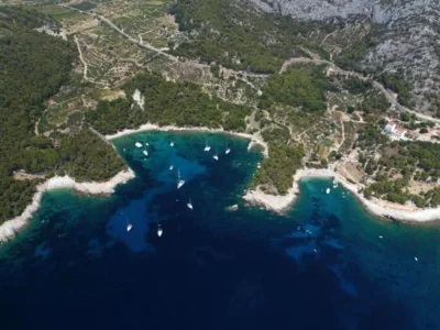 Uvala Milna (Milna) Opčina Hvar - Hvar - Croatia
