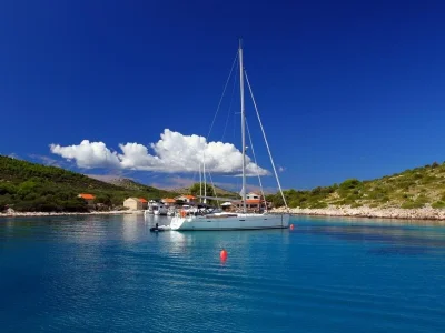 Uvala Sabuni - Opčina Murter - Žut - Croatia
