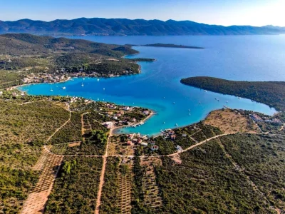 Uvala Runca (Lovište) Opčina Orebič - Croatia