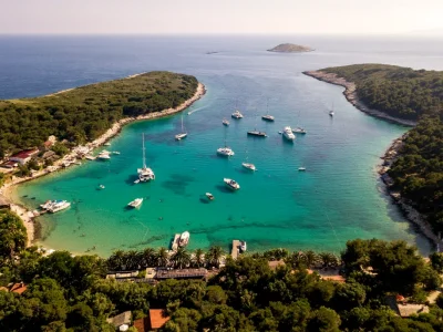 Uvala Vinogradiske - Opčina Hvar - Sveti Klement - Croatia