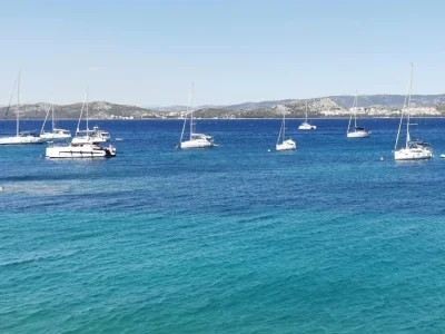 Uvala Vrgada (Vrgada) Opčina Pakoštane - Vrgada - Croatia