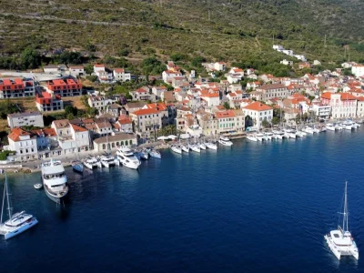 Vis (Vis) Opčina Vis - Vis - Croatia