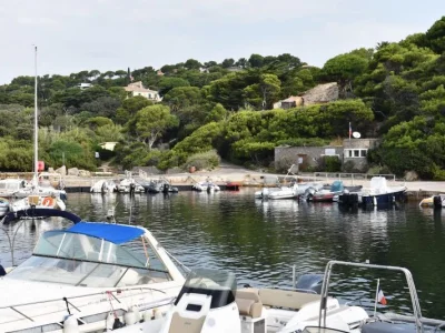 Port Auguier (Port Auguier - Hyères) Var - France
